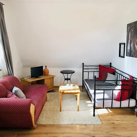 Apartamento In Dargun Mit Schwimmbad, Cleaning Included